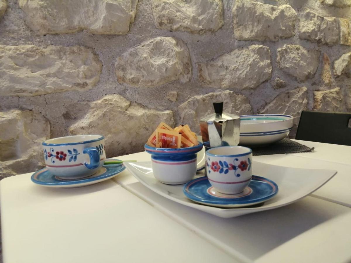 Canton Delle Rose Apartment Шикли Екстериор снимка