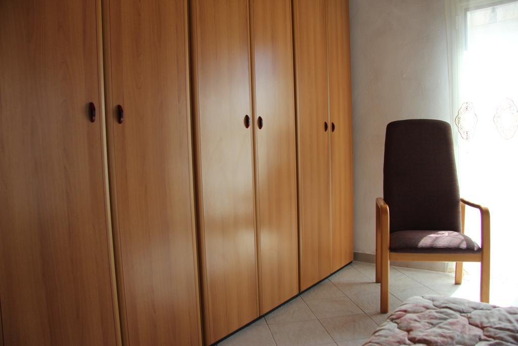 Canton Delle Rose Apartment Шикли Екстериор снимка