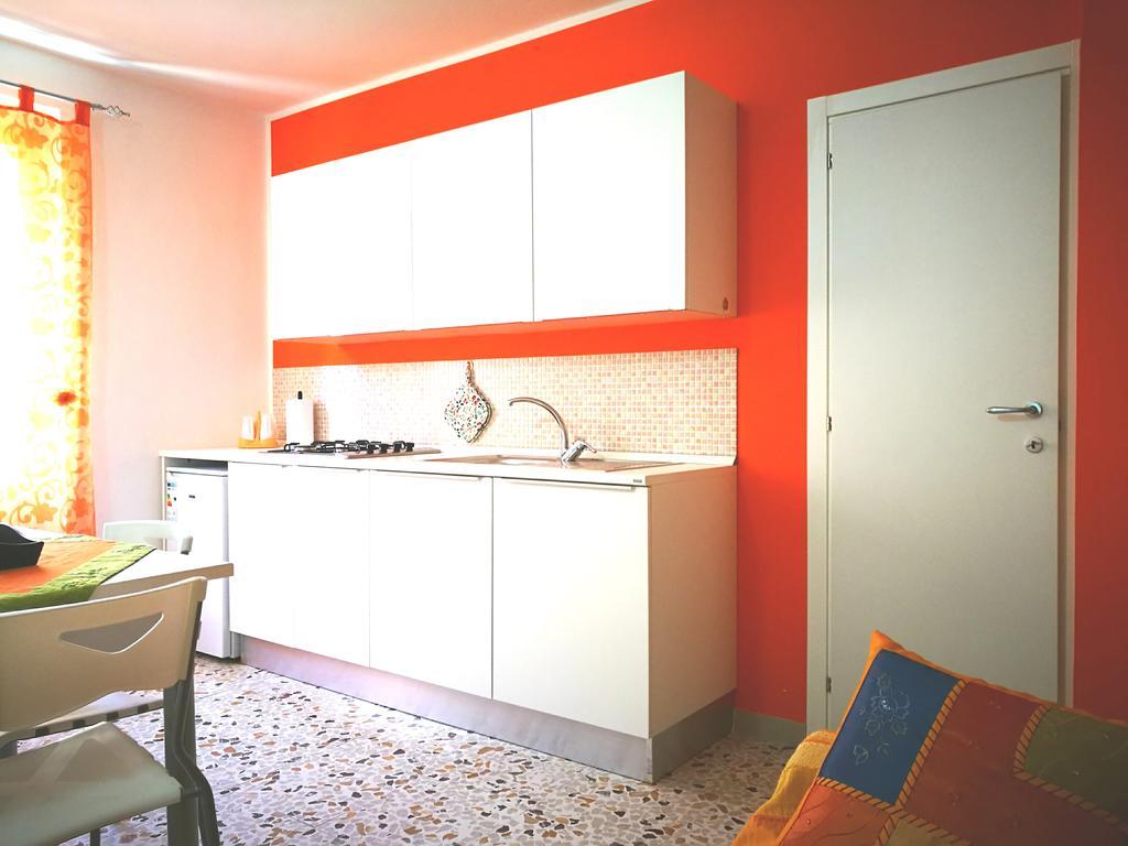 Canton Delle Rose Apartment Шикли Екстериор снимка